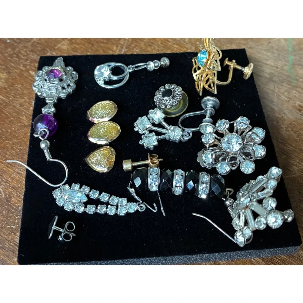 Vintage Junk Jewelry Craft Lot Rhinestone Earrings Repair Repurpose